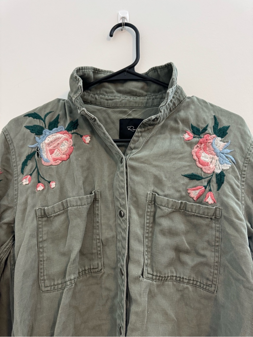 Rails WOMEN'S CHANNING EMBROIDERED MILITARY SHIRT IN SAGE FLORAL - Picture 8 of 11